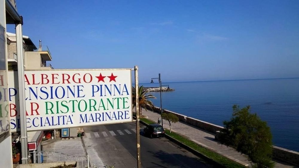 Antica Pensione Pinna Castelsardo Buitenkant foto